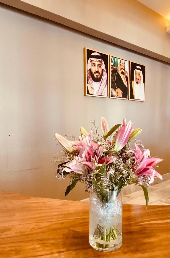 Hdb Hotel Sahafa فندق هدب الصحافه Эр-Рияд Экстерьер фото